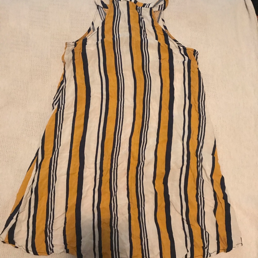 Mini dress - Picture 2 of 3